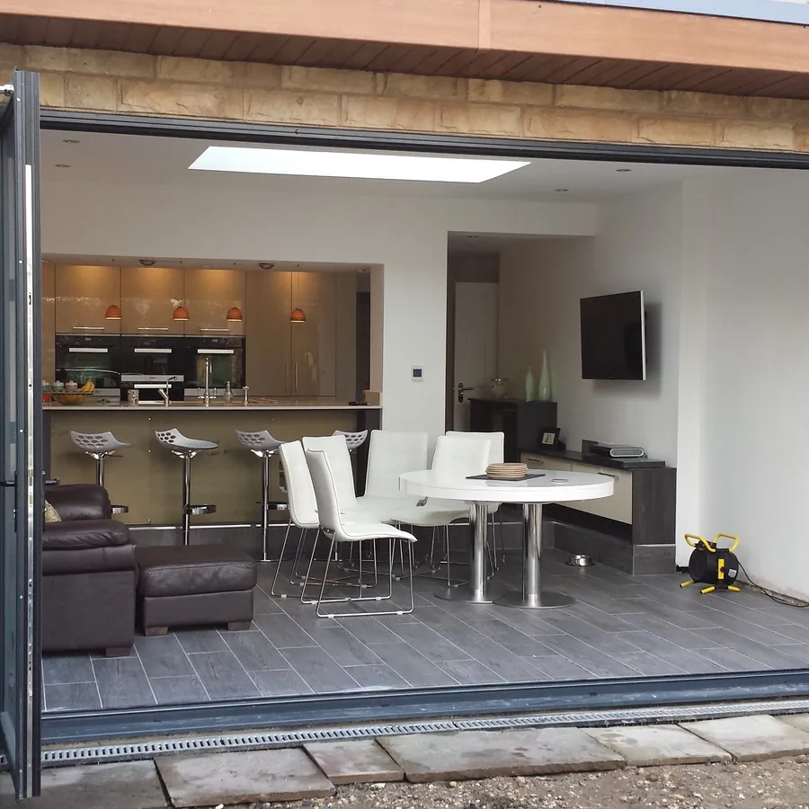 Bifold Rotherhithe